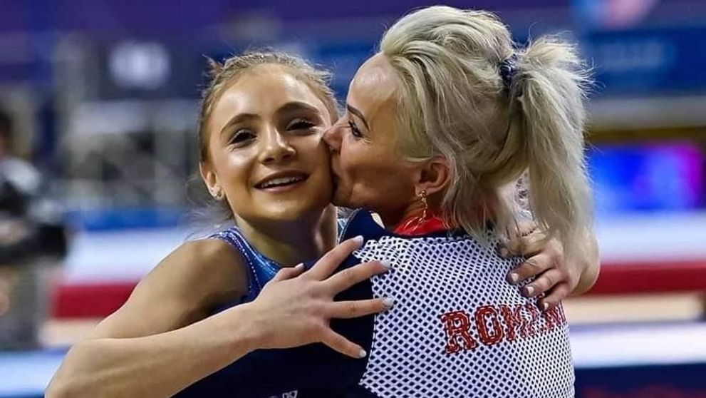 Scandal de proporții în gimnastică! Camelia Voinea acuză un şantaj după apariţia imaginilor în care își abuzează fiica: 