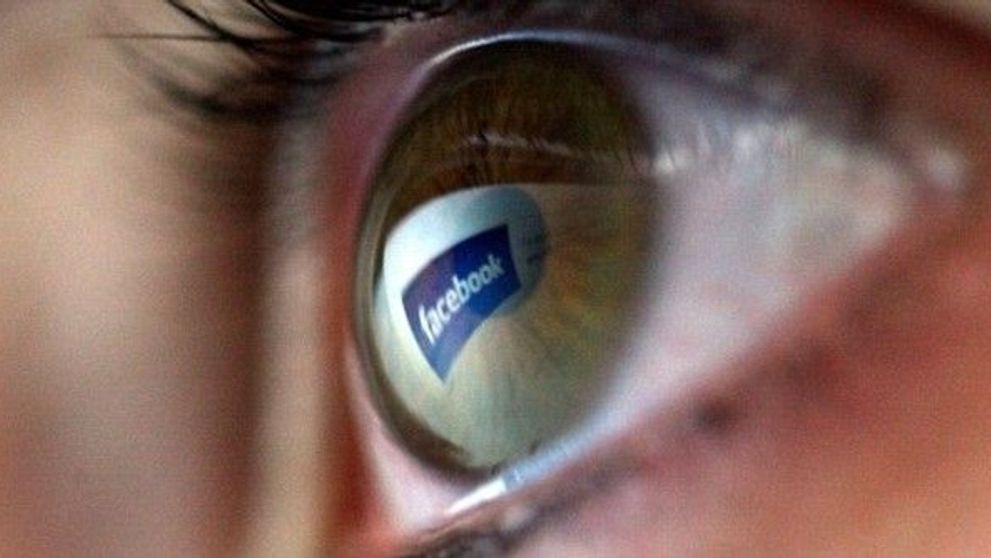Iti amintesti ce ai facut in ultimele 90 de zile pe internet? Facebook stie tot