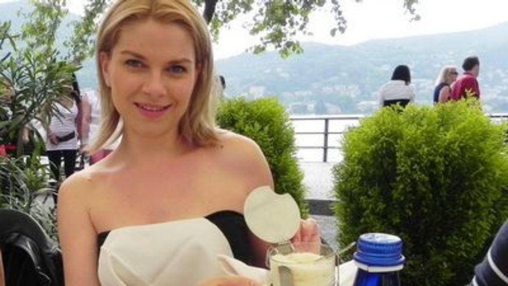 Andreea Marinescu si-a sarbatorit ziua de nastere la Milano! Afla cu cine a fost!