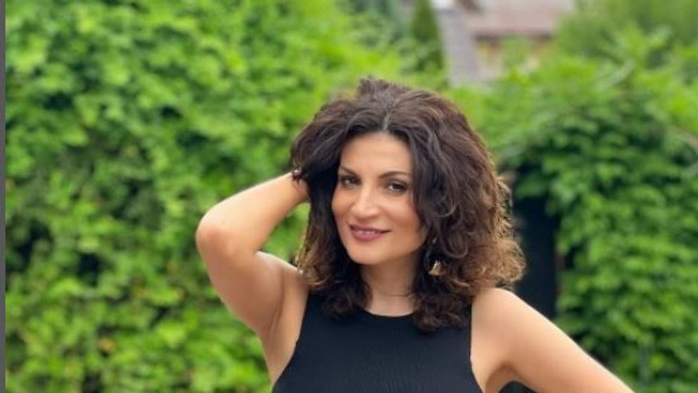 Ioana Ginghină și-a văzut sora pe stradă, dar nu a cunoscut-o niciodată! Povestea e de film!