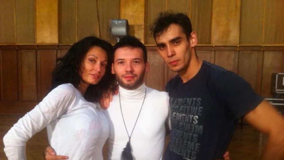Cu o zi inainte de debutul show-ului, <span style=