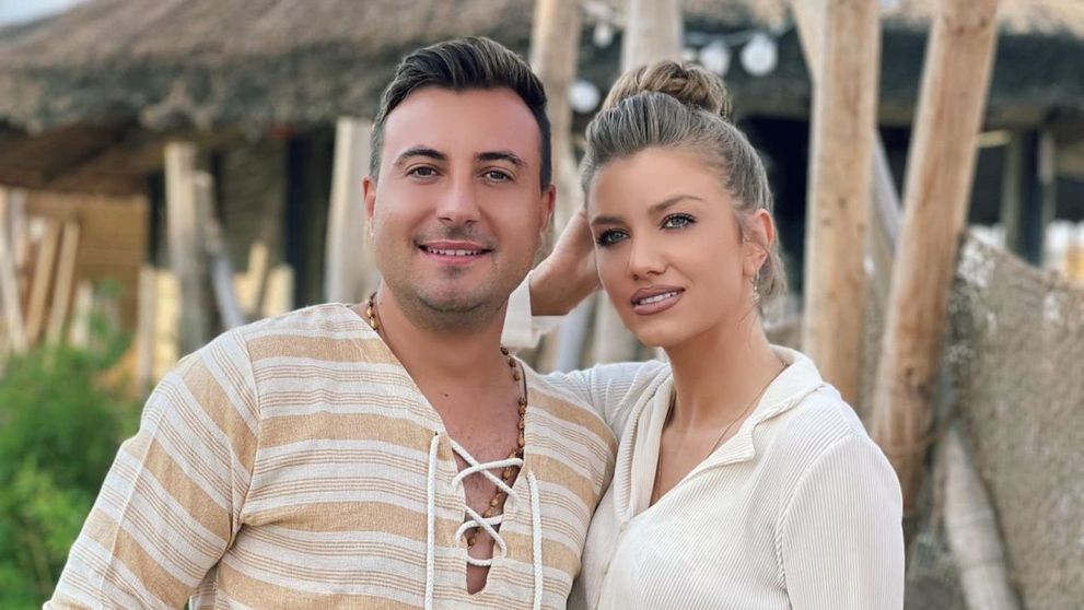 Valentin Sanfira şi Codruţa Filip, nuntă cu sute de invitați. Mireasa a avut o rochie spectaculoasă