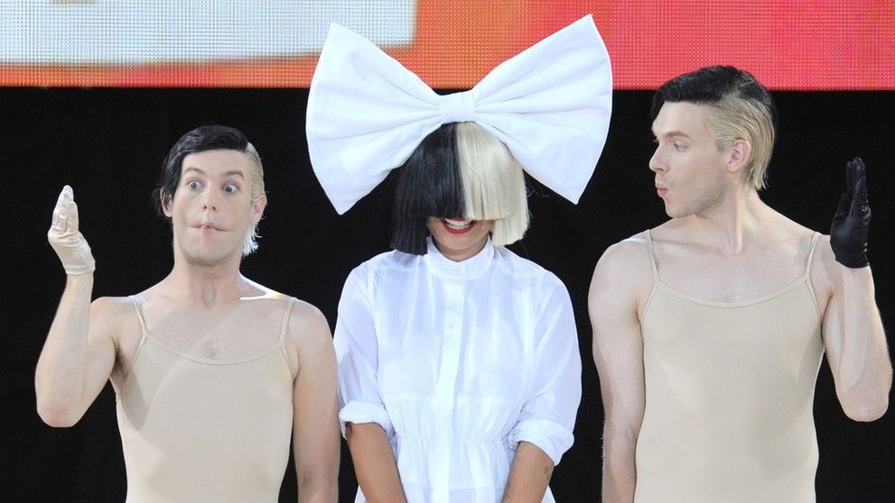 Sia, dezvăluiri surprinzătoare. A adoptat un copil, dar nu-și dorește un partener de viață