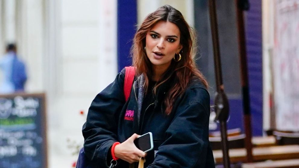 Emily Ratajkowski, însărcinată în 8 luni. A pozat fără inhibiții și a stârnit reacții din partea a milioane de fani