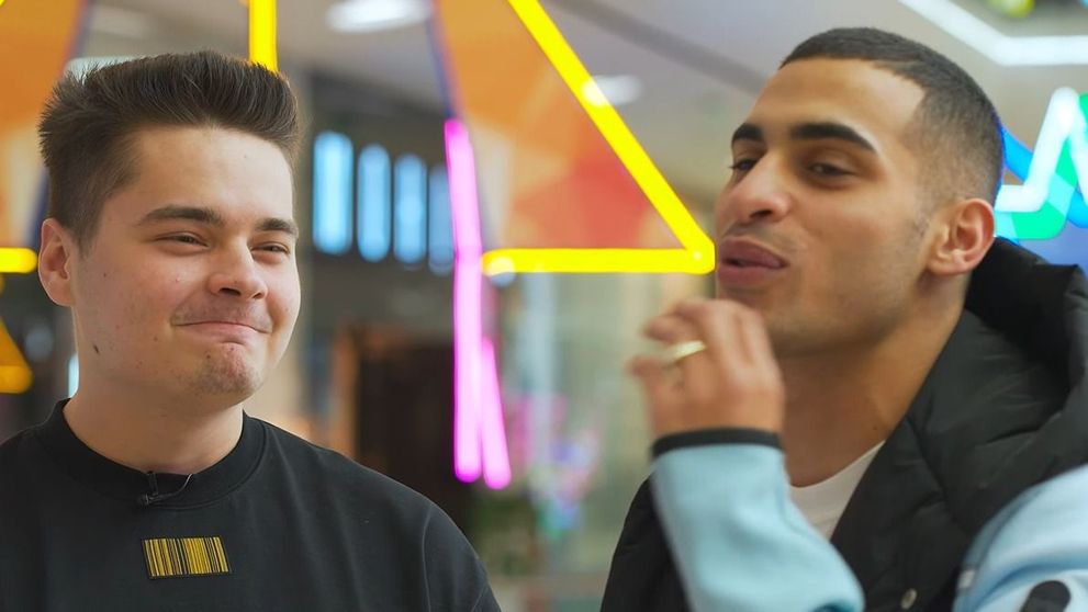 Gheboasă, protagonist în videoclipul lui Selly. Ce au făcut cei doi în seria „La Muncă”