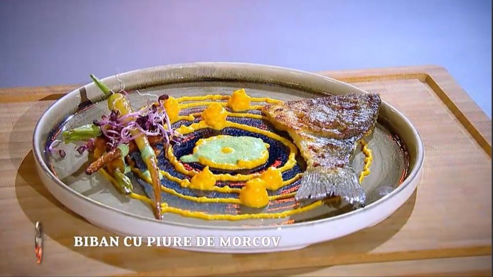 Masterchef 2024, 17 septembrie. Eugen Ivanovici:  Piure de morcovi cu biban de mare, ulei de pătrunjel și sparanghel