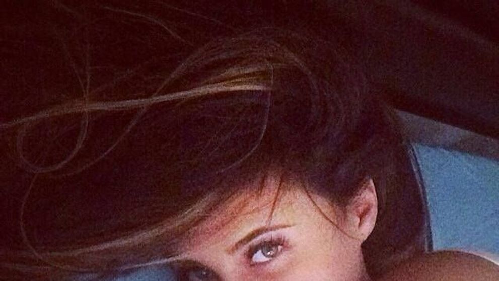 Insarcinata in aproape sapte luni, Antonia se mandreste cu bustul sau generos. Cu ce decolteu ametitor a aparut - FOTO