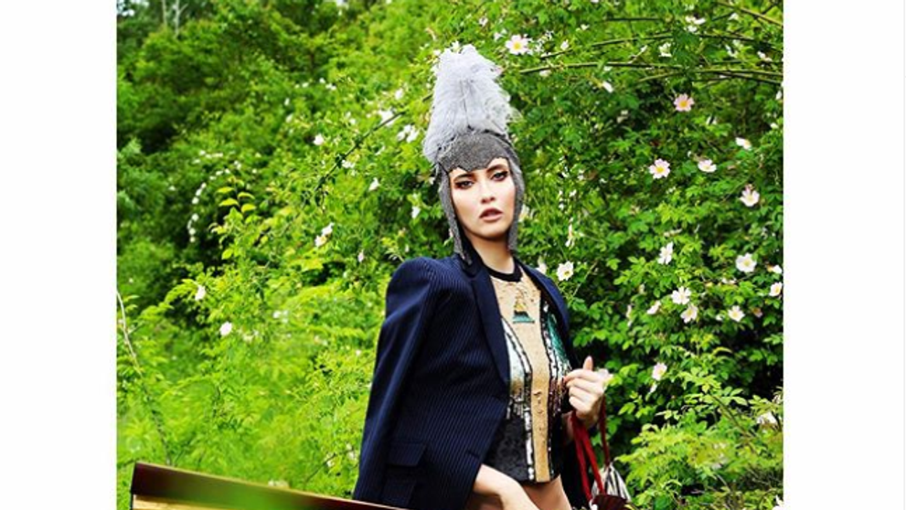 Iulia Albu comentează fotografiile și ținutele vedetelor de pe Instagram. Ironiile adresate acestora