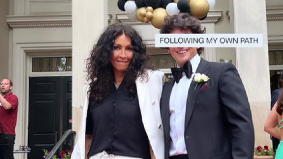 Mihaela Rădulescu, în culmea fericirii: fiul ei a absolvit un liceu de top din America și se pregătește de facultate