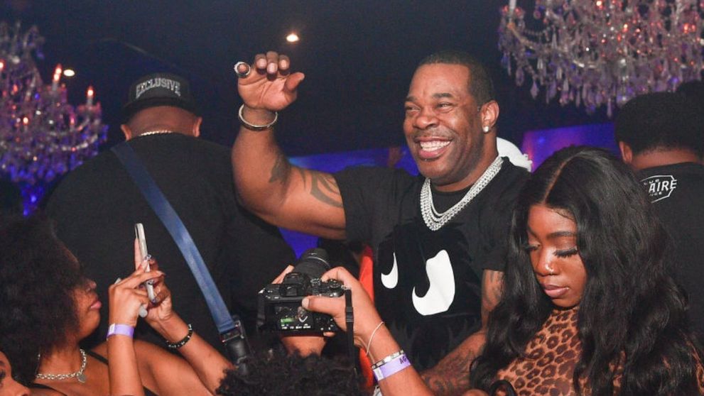Busta Rhymes a ajuns un pachet de mușchi în carantină. Câte kilograme a dat jos rapperul
