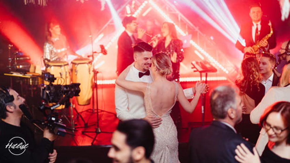 (P) Ce fel de entertainment să alegi pentru nunta ta?