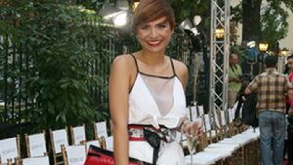Adina Buzatu