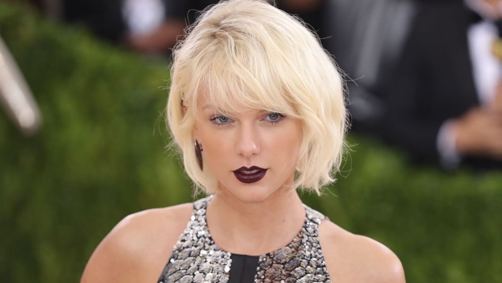 Taylor Swift, gest emotionant pentru o fana insarcinata si fara casa 
