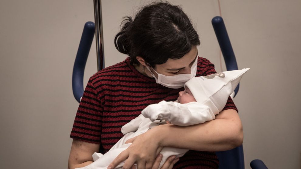 Detaliul uimitor descoperit de medici despre bebelușii născuți în pandemie. Ce modificări au apărut în corpurile lor