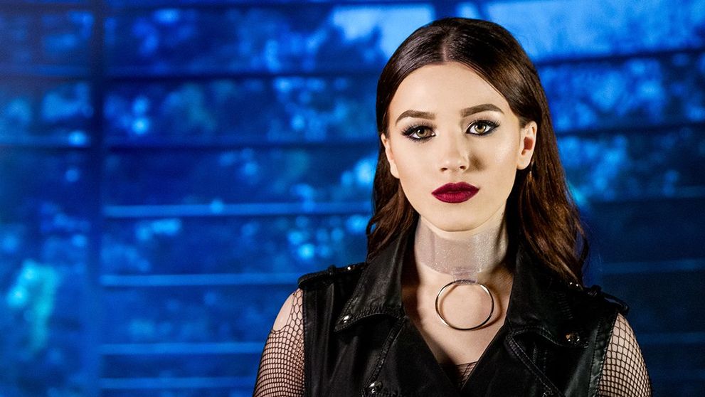 Ioana Ignat se dezindragosteste in noul ei videoclip - VIDEO