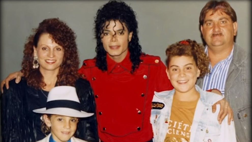 Familia lui Michael Jackson a dat în judecată un post TV și a cerut daune de 100 de milioane $