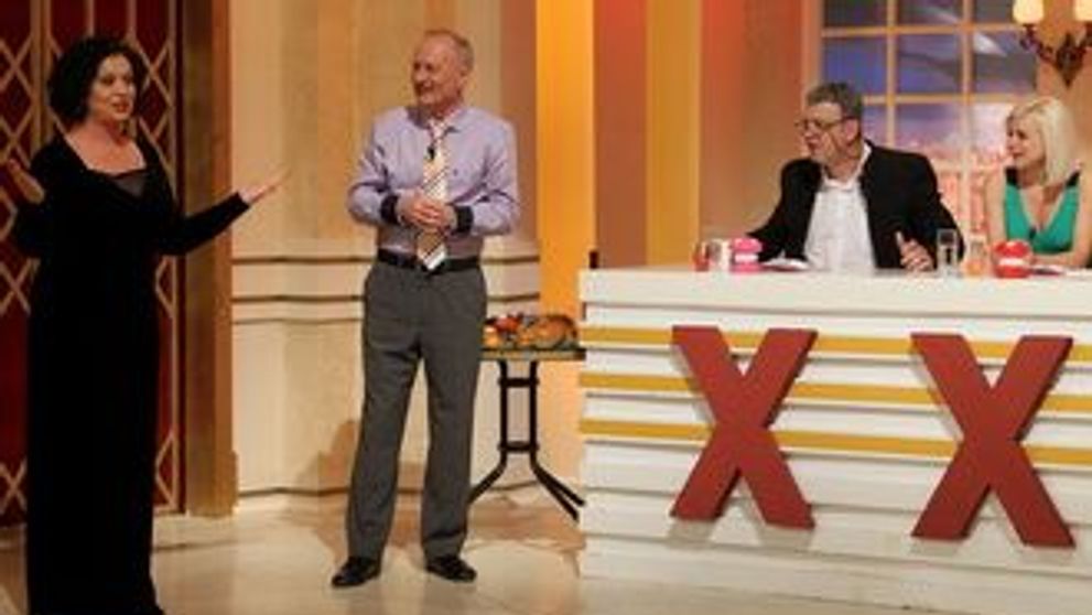 Monica Anghel a cantat in finala “Romanii n-au talent”, la “Serviciul Roman de Comedie”
