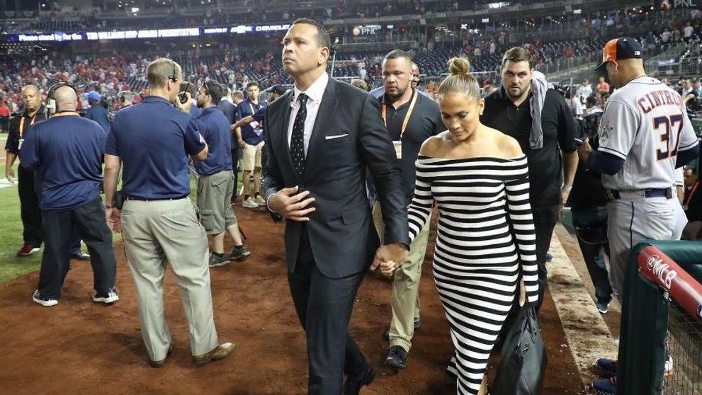 Jennifer Lopez și Alex Rodriguez au rămas cu 300 de milioane $ în buzunar după ce au ratat o afacere