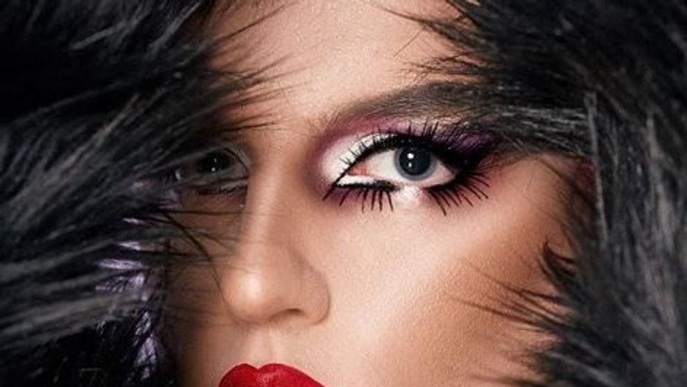 Alexander White, secretele unui Drag Queen din România: ”La 14 ani, m-am îmbrăcat, pentru prima oară, în femeie”