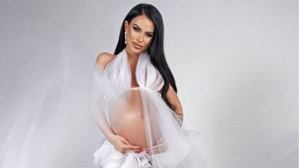Daniela Crudu are din nou grijă de imaginea ei, după ce a născut! Ce face ca să se întrețină