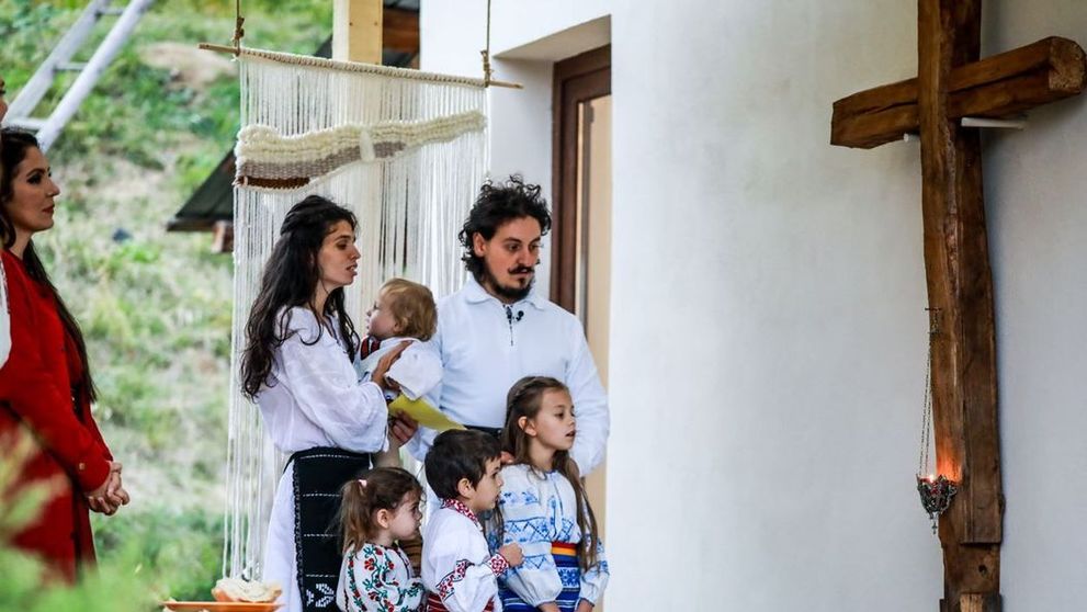Ilina Pârvu, mama a șase copii, a murit la doar 35 de ani. Povestea familiei Pârvu a  impresionat, în trecut, telespectatorii emisiunii Visuri la cheie
