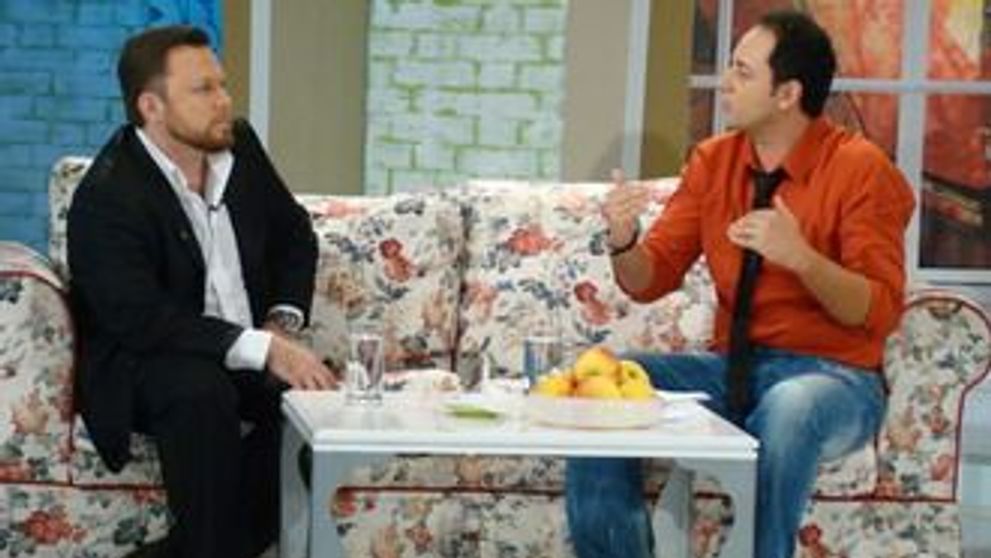 Dragos Dolanescu vine la Happy Hour