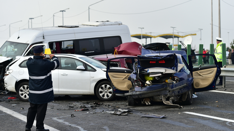 Școlile de conducere defensivă cer autorităților măsuri urgente pentru reducerea accidentelor mortale