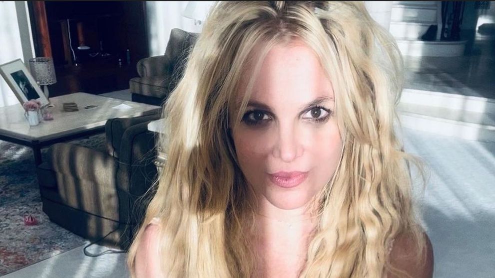 Britney Spears și-a îngrijorat fanii cu ultimele postări: “Zici că e trailerul unui film de groază!”