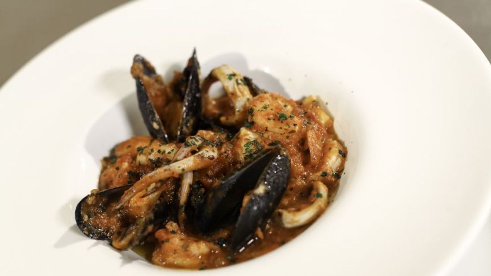 Reteta Rusu Nicolae: Gnocchi de ricotta cu ragu de fructe de mare