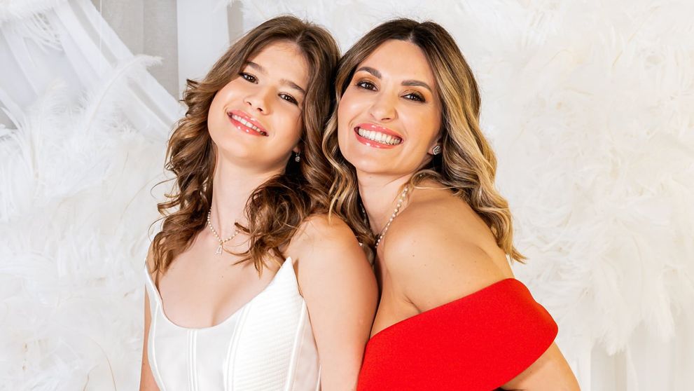 „Abia așteaptă să-și facă buletinul”. Ela Crăciun, emoționată la aniversarea de 14 ani a fiicei sale