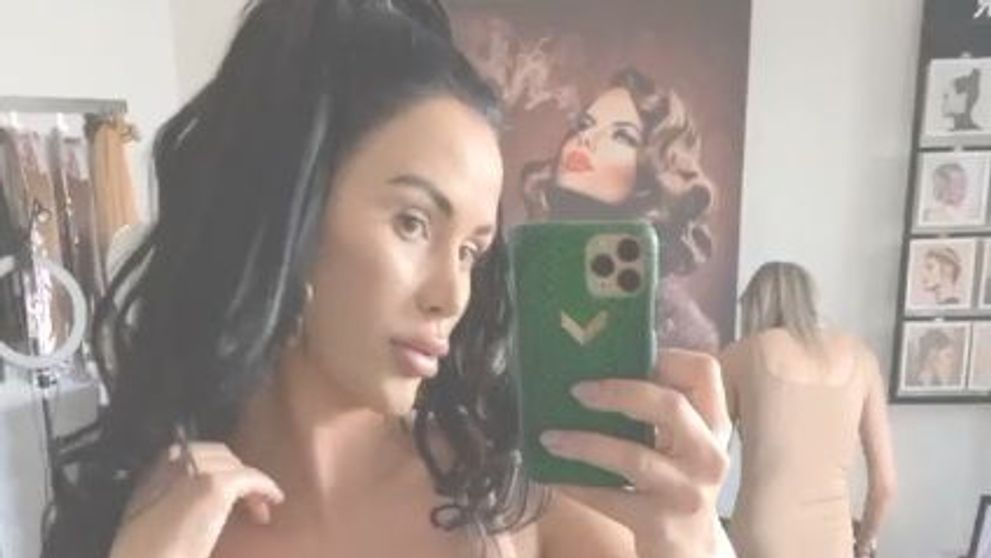 Daniela Crudu iubește din nou? Cine este miliardarul alături de care se distrează pe yacht