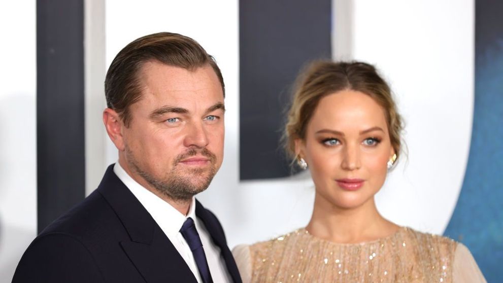 Jennifer Lawrence, despre scenele filmate alături de Leonardo DiCaprio: „O mizerie absolută”
