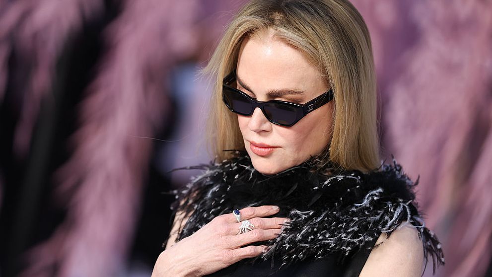 Nicole Kidman, cu peruca pusă greșit pe cap. Cum a fost surprinsă de fotografi la Săptămâna Modei de la Paris
