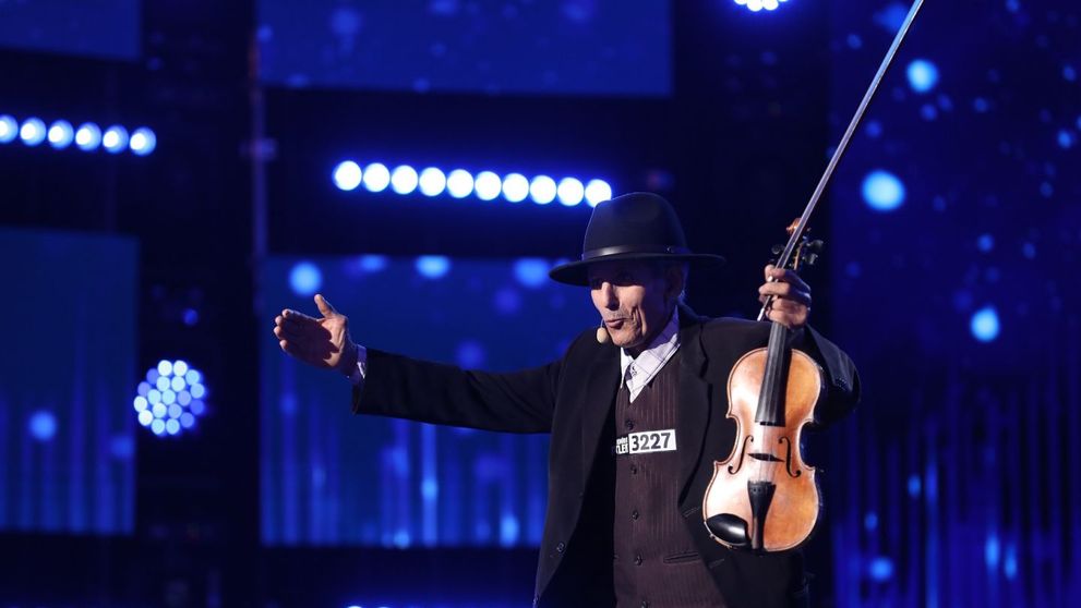 Românii au talent 2020 - Nea Dudu de la Mârșa, cel mai vârstnic și totodată cel mai 