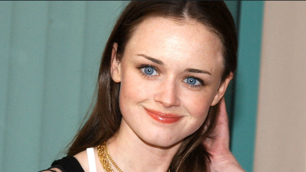 Tocilara cu ochi frumoși din serialul ”Gilmore Girls”, apariție rară pe covorul roșu. Cum arată la 44 de ani actrița Alexis Bledel