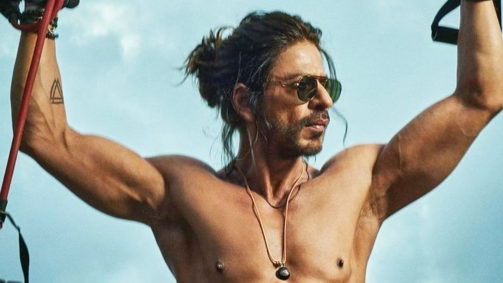 Shah Rukh Khan, fizic impresionant la 57 de ani! Rivalul lui Salman Khan e un “pachet de mușchi”