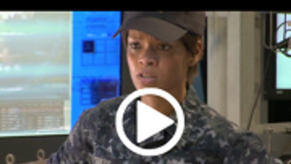 VIDEO / Cum a invatat Rihanna sa fie soldat! Vezi primele imagini din culisele filmului in care joaca