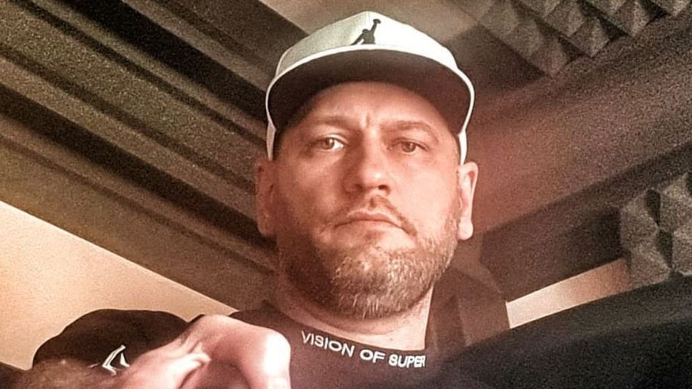 Daddy Caddy, amintiri de pe vremea când fiii lui erau de-o șchioapă. „Toți purtam mustață”