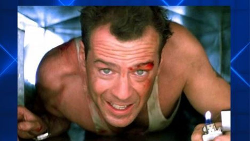 În decembrie, sâmbătă de sâmbătă, numai la PRO TV, Bruce Willis ne arată că este “Greu de ucis”