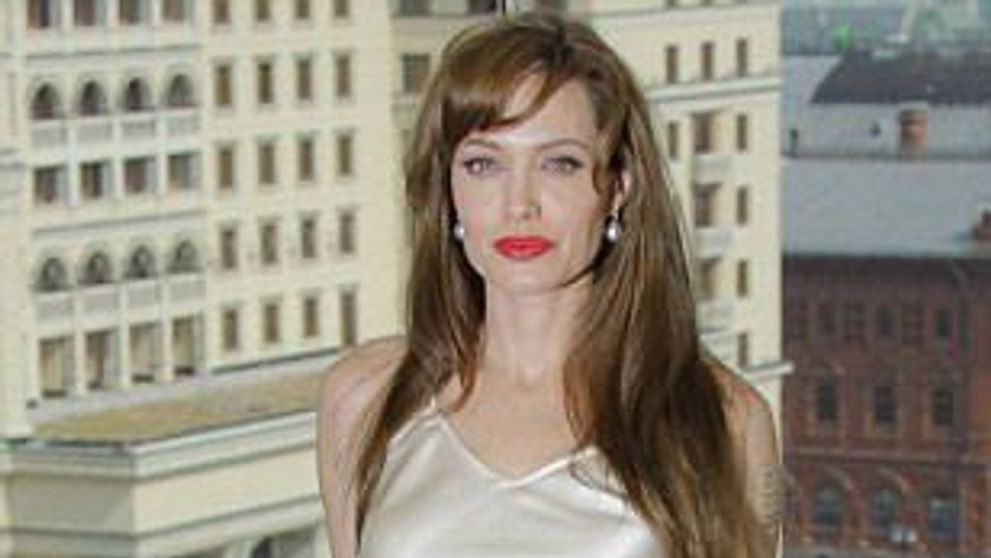Shiloh = Brad Pitt in tinerete! Vezi cat de bine seamana primul copil al cuplului Brangelina cu tatal lui! FOTO