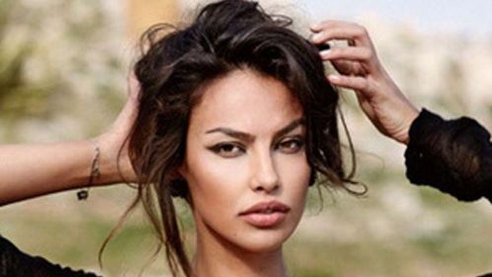 Madalina Ghenea vorbeste despre <span style=