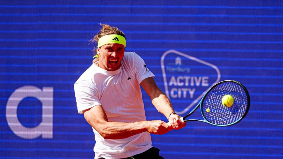 Alexander Zverev și alți jucători de tenis, la un pas de tragedie! Avionul în care se aflau a fost lovit de fulger și a aterizat de urgență VIDEO
