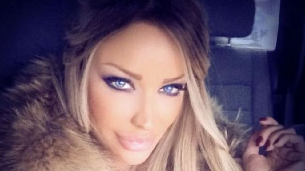Tinuta care ii face picioarele sa para interminabile. La ce truc vestimentar a apelat Bianca Dragusanu