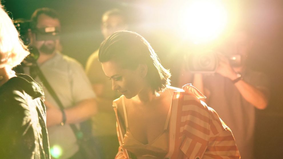 INNA a lansat oficial albumul ”YO”, primul album compus integral de artistă în limba spaniolă