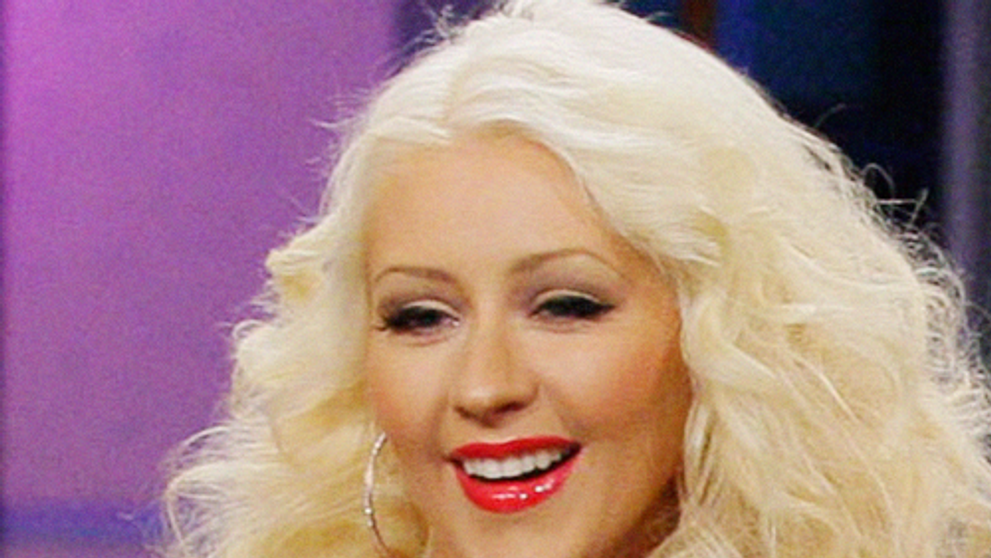 Christina Aguilera nu se opreste din slabit. Cum arata acum cantareata intr-o pereche de pantaloni extrem de mulati - FOTO