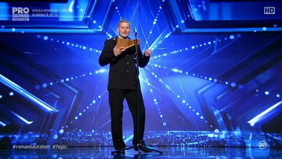 A demonstrat ca emotia se poate exprima sub orice sub forma. Ce s-a intamplat pe scena de la Romanii au talent