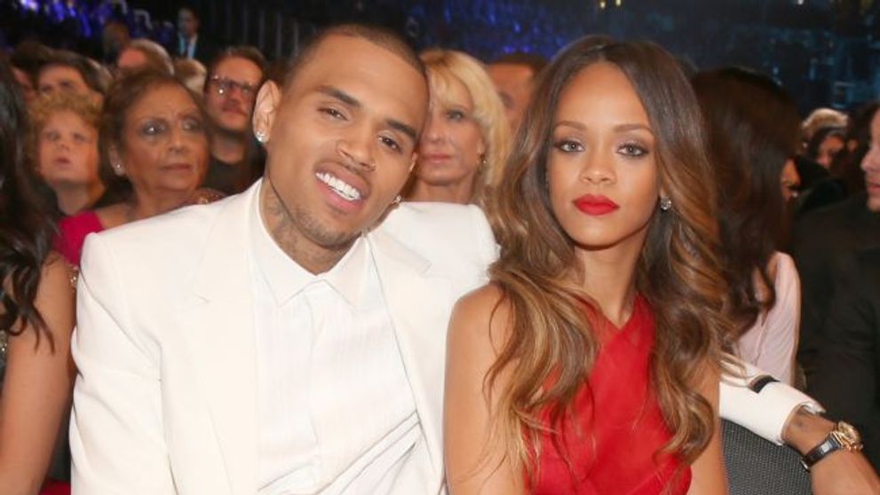 Chris Brown recidiveaza. Cantaretul a fost arestat si este acuzat din nou de violenta