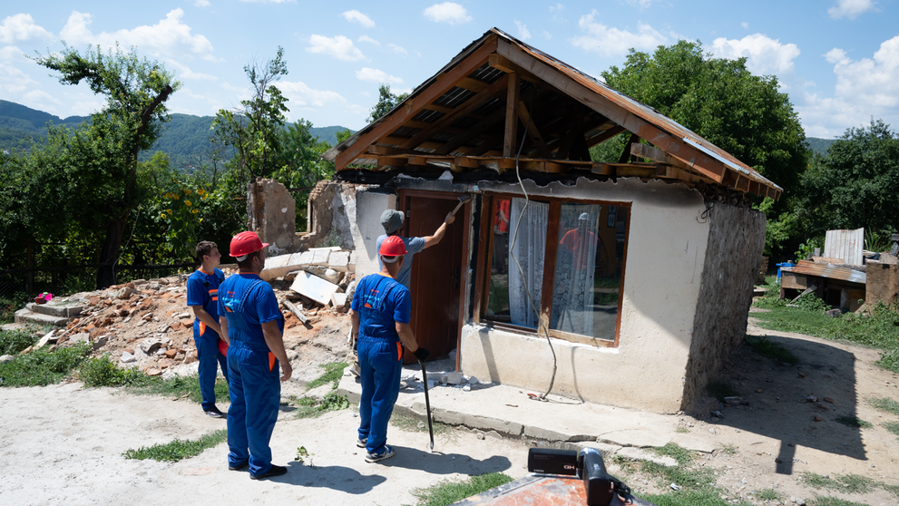 VIDEO Echipa Visuri la cheie ia decizia corectă: casa veche a Eugeniei Popescu va fi demolată