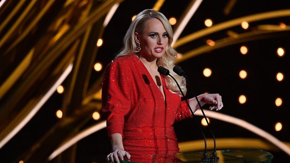Premiile BAFTA 2022. Rebel Wilson i-a arătat degetul mijlociu lui Vladimir Putin