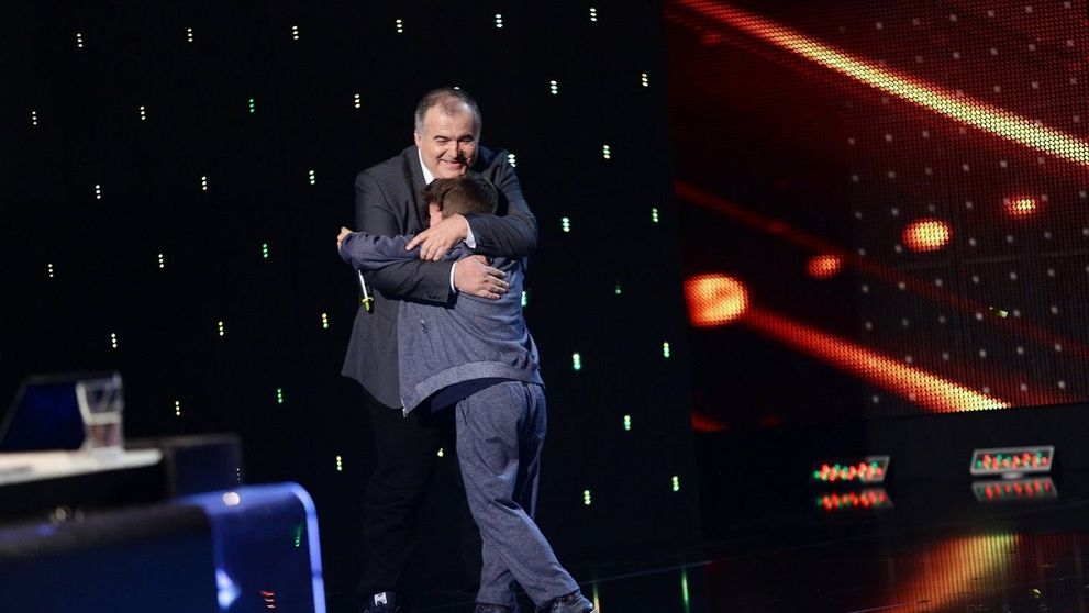 Vineri a fost vreme excelenta pentru talent! Florin Calinescu a apasat Golden Buzz pentru un numar de beatbox!